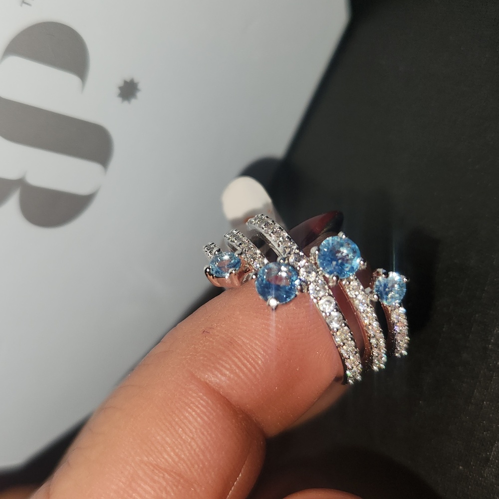 Ring - Picture 2 of 4